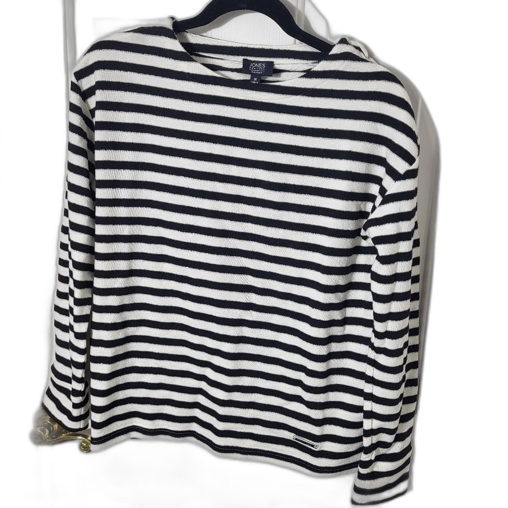 NEW Nautical Long Sleeved Top - Size Medium